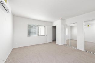 Single Family Residence, 22002 Ybarra rd, Woodland Hills, CA 91364 - 15