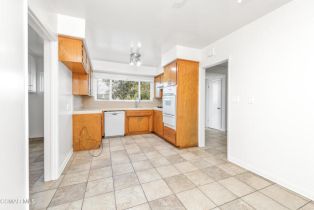 Single Family Residence, 22002 Ybarra rd, Woodland Hills, CA 91364 - 17