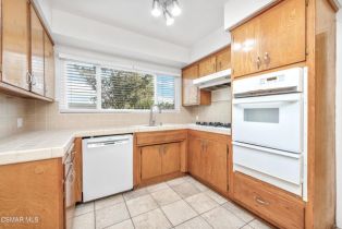 Single Family Residence, 22002 Ybarra rd, Woodland Hills, CA 91364 - 19