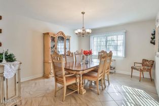 Single Family Residence, 5260 Edgeware dr, Calabasas, CA 91301 - 13