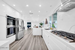 Single Family Residence, 11 Pinewood ave, Oak Park, CA 91377 - 11