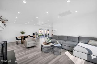 Single Family Residence, 11 Pinewood ave, Oak Park, CA 91377 - 6