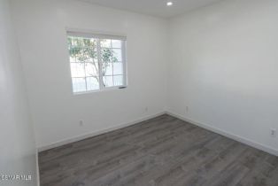 , 718 Greenbriar ave, Simi Valley, CA 93065 - 7