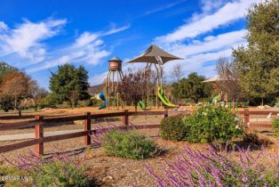 Single Family Residence, 2594 Oak Valley ln, Thousand Oaks, CA 91362 - 33