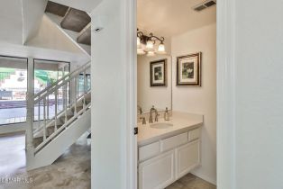 Single Family Residence, 270 Fox Hills dr, Thousand Oaks, CA 91361 - 13