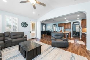 Single Family Residence, 1893 Seasons st, Simi Valley, CA 93065 - 13