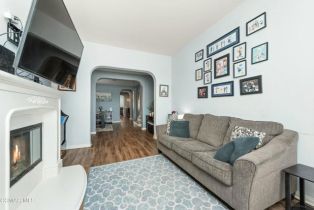 Single Family Residence, 1893 Seasons st, Simi Valley, CA 93065 - 5