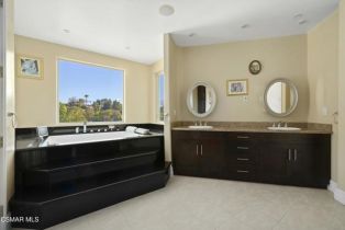 Single Family Residence, 22442 Sueno rd, Woodland Hills, CA 91364 - 19