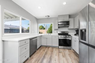 Single Family Residence, 2378 Lansing pl, Simi Valley, CA 93065 - 3