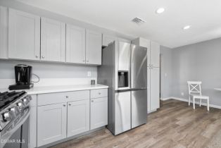 Single Family Residence, 2378 Lansing pl, Simi Valley, CA 93065 - 5