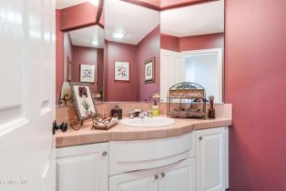 Single Family Residence, 368 High Meadow st, Simi Valley, CA 93065 - 32