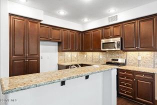 Townhouse, 1570 Silver Shadow dr, Newbury Park, CA 91320 - 10