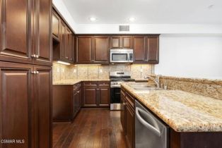 Townhouse, 1570 Silver Shadow dr, Newbury Park, CA 91320 - 11