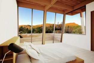 , 28801 Lakeshore dr, Agoura Hills, CA 91301 - 28