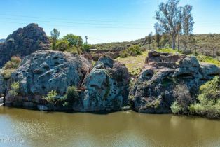 , 28801 Lakeshore dr, Agoura Hills, CA 91301 - 8