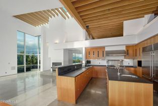 Single Family Residence, 3681 Alomar dr, Sherman Oaks, CA 91423 - 19