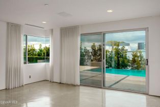 Single Family Residence, 3681 Alomar dr, Sherman Oaks, CA 91423 - 27