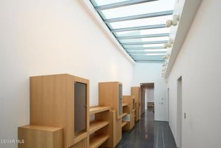 Single Family Residence, 3681 Alomar dr, Sherman Oaks, CA 91423 - 34