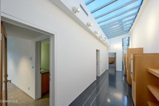 Single Family Residence, 3681 Alomar dr, Sherman Oaks, CA 91423 - 35