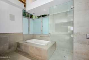 Single Family Residence, 3681 Alomar dr, Sherman Oaks, CA 91423 - 44