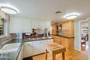 Single Family Residence, 3384 Radcliffe rd, Thousand Oaks, CA 91360 - 11