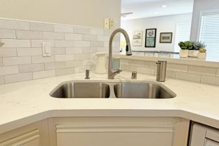 Condominium, 33 Via Colinas, Thousand Oaks, CA 91362 - 11