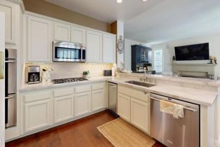 Single Family Residence, 2343 Solway ct, Thousand Oaks, CA 91362 - 12