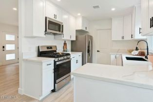 Single Family Residence, 231 Court ave, Ventura, CA 93003 - 4