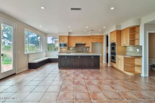 Single Family Residence, 644 Corte Elegante, Camarillo, CA 93010 - 15