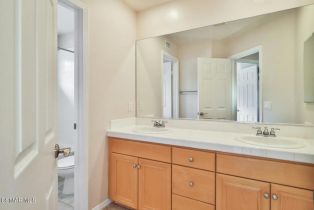 Single Family Residence, 644 Corte Elegante, Camarillo, CA 93010 - 34