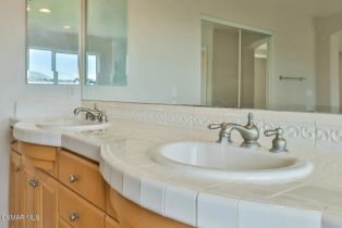 Single Family Residence, 644 Corte Elegante, Camarillo, CA 93010 - 43