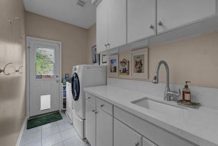 Single Family Residence, 331 Briar Bluff cir, Thousand Oaks, CA 91360 - 45