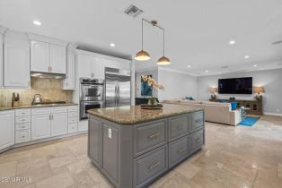 Single Family Residence, 4724 Noble ave, Sherman Oaks, CA 91403 - 17