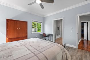 Single Family Residence, 4724 Noble ave, Sherman Oaks, CA 91403 - 34