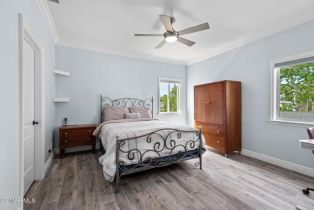 Single Family Residence, 4724 Noble ave, Sherman Oaks, CA 91403 - 35