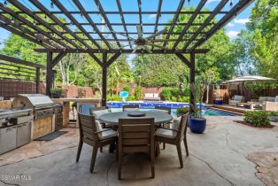 Single Family Residence, 4724 Noble ave, Sherman Oaks, CA 91403 - 39