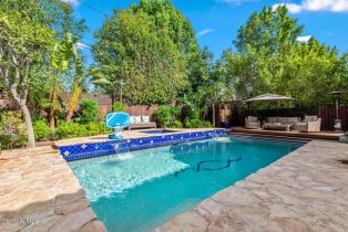 Single Family Residence, 4724 Noble ave, Sherman Oaks, CA 91403 - 45