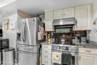 Single Family Residence, 2357 Lawnview ct, Simi Valley, CA 93065 - 13