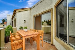 Condominium, 18408 Hatteras st, Tarzana, CA 91356 - 4