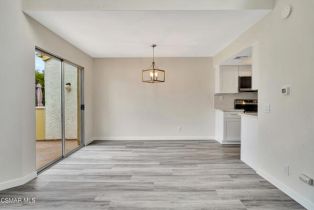 Condominium, 18408 Hatteras st, Tarzana, CA 91356 - 5