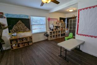 Single Family Residence, 13624 Burbank blvd, Sherman Oaks, CA 91401 - 5