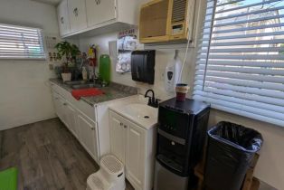 Single Family Residence, 13624 Burbank blvd, Sherman Oaks, CA 91401 - 7