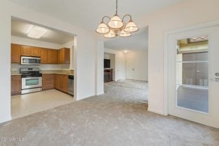 Condominium, 453 Country Club dr, Simi Valley, CA 93065 - 12