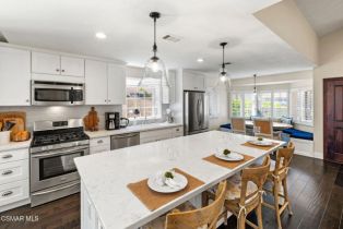 Single Family Residence, 4570 Vistapark dr, Moorpark, CA 93021 - 17