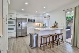 Single Family Residence, 1665 Calle Rochelle, Thousand Oaks, CA 91360 - 14