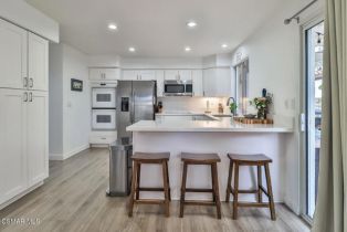 Single Family Residence, 1665 Calle Rochelle, Thousand Oaks, CA 91360 - 15