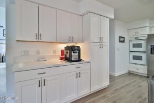 Single Family Residence, 1665 Calle Rochelle, Thousand Oaks, CA 91360 - 16