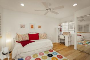 Single Family Residence, 439 Pesaro st, Oak Park, CA 91377 - 20