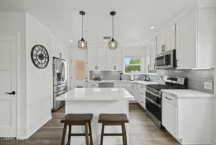 Single Family Residence, 1442 Rose st, Burbank, CA 91505 - 3