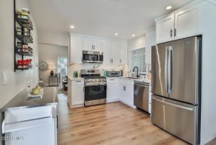 Single Family Residence, 3268 Hilldale ave, Simi Valley, CA 93065 - 11